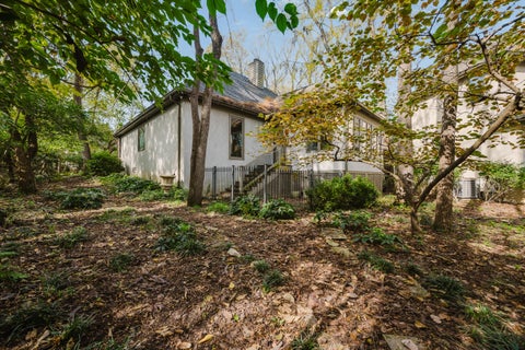 Tiny photo for 3163 Melbury Drive, Columbus, OH 43221 (MLS # 226040965)