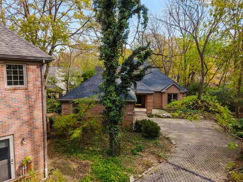 Tiny photo for 3163 Melbury Drive, Columbus, OH 43221 (MLS # 226040965)