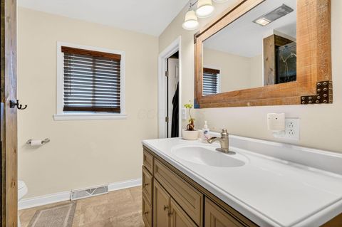 Tiny photo for 122 Columbia Drive, Waverly, OH 45690 (MLS # 225044596)