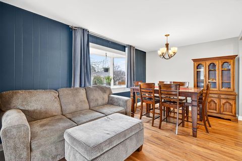 Tiny photo for 122 Columbia Drive, Waverly, OH 45690 (MLS # 225044596)