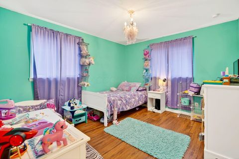 Tiny photo for 122 Columbia Drive, Waverly, OH 45690 (MLS # 225044596)