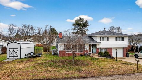 Tiny photo for 122 Columbia Drive, Waverly, OH 45690 (MLS # 225044596)