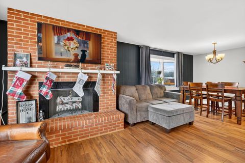 Tiny photo for 122 Columbia Drive, Waverly, OH 45690 (MLS # 225044596)