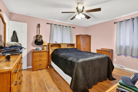 Tiny photo for 122 Columbia Drive, Waverly, OH 45690 (MLS # 225044596)