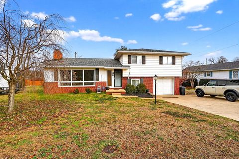 Tiny photo for 122 Columbia Drive, Waverly, OH 45690 (MLS # 225044596)