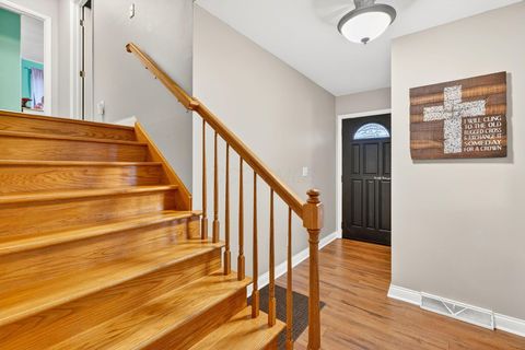 Tiny photo for 122 Columbia Drive, Waverly, OH 45690 (MLS # 225044596)