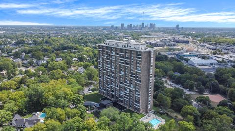 Photo of 1000 Urlin Avenue 1402 #1402, Columbus, OH 43212 (MLS # 226003169)