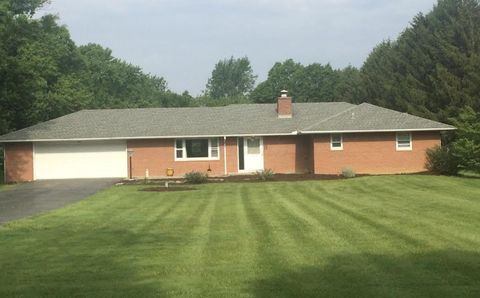 Photo of 4001 Harlem Road, New Albany, OH 43054 (MLS # 226011594)