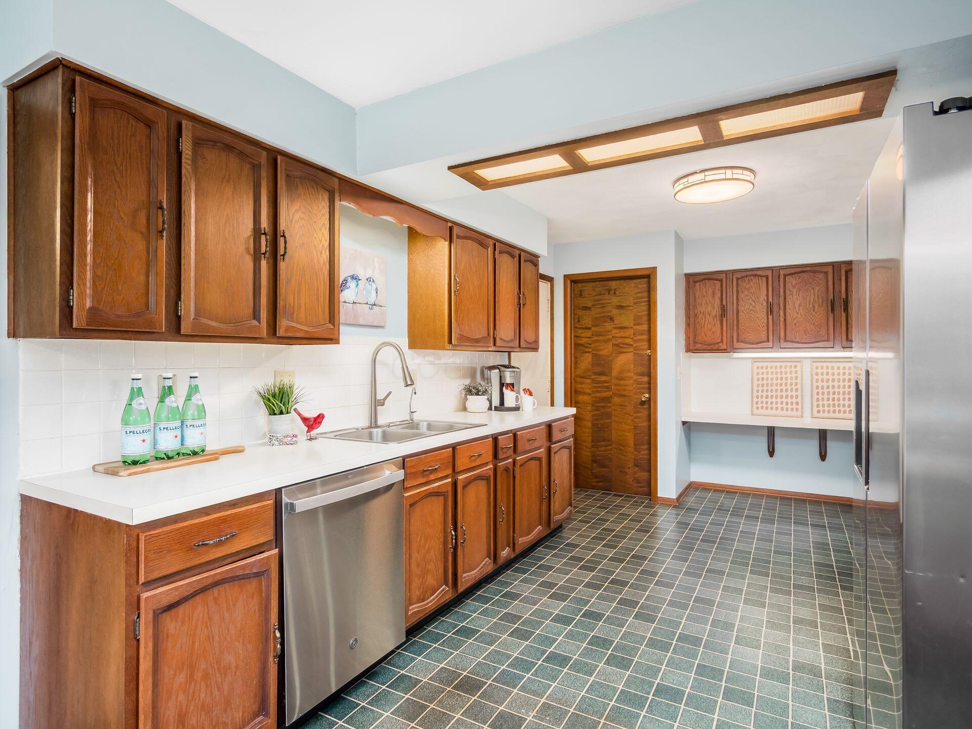 4381 Briarwood Drive, Urbana, Ohio image 10