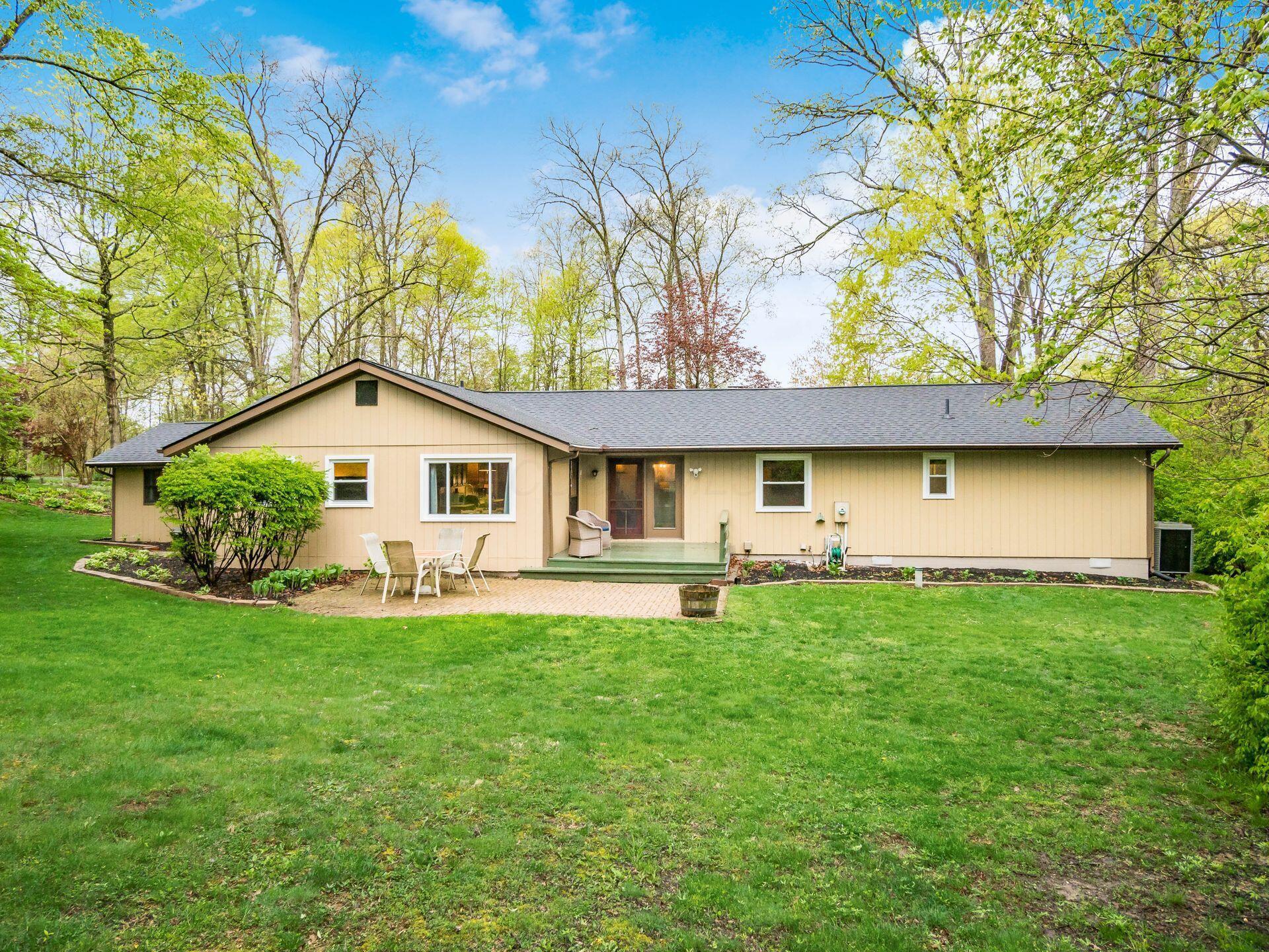 4381 Briarwood Drive, Urbana, Ohio image 25