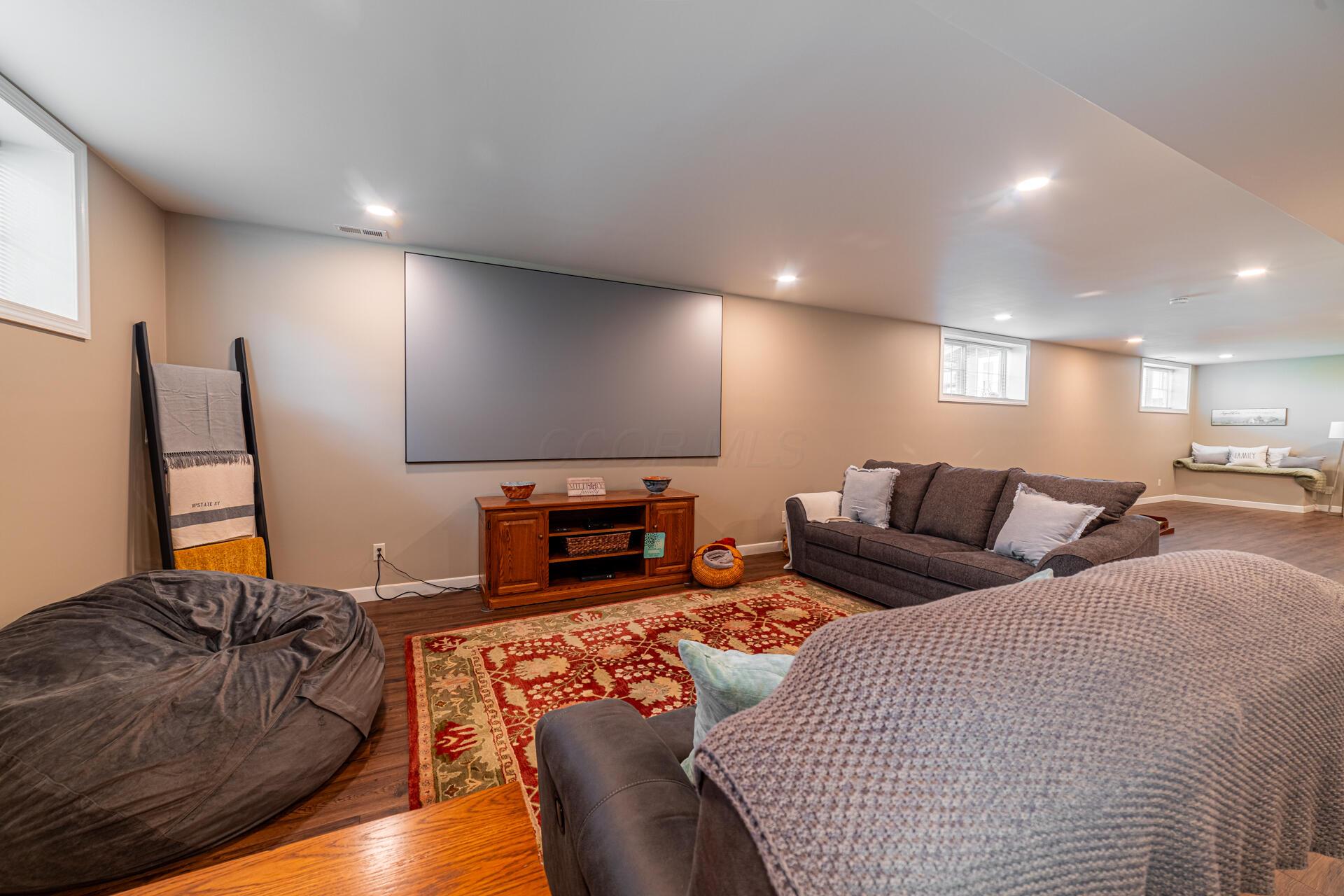 846 Fairway Drive, Howard, Ohio image 36