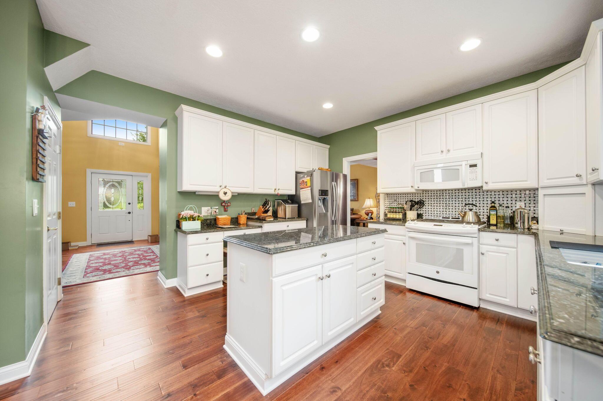 8861 Glassford Court, Dublin, Ohio image 17