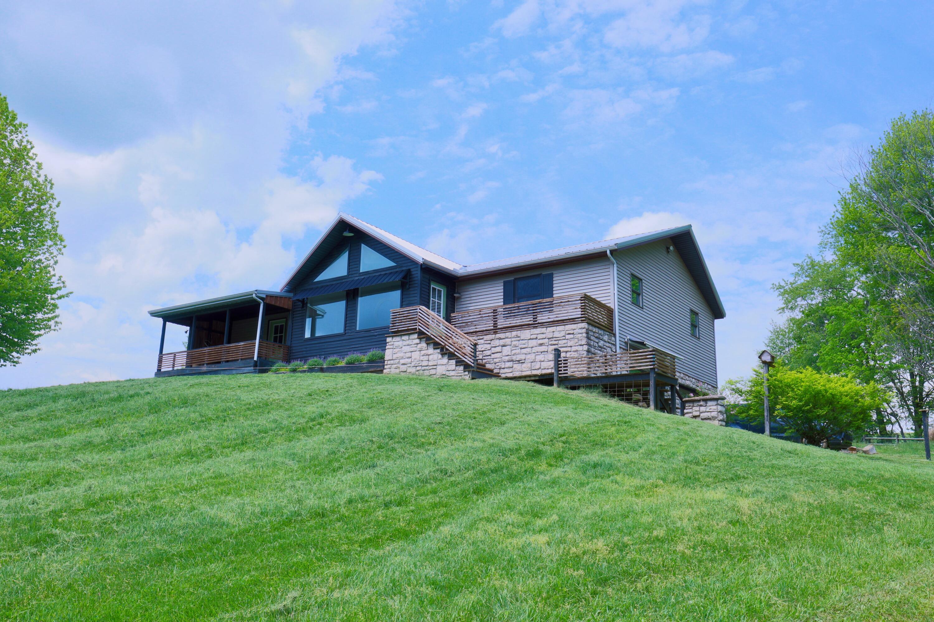 2215 Township Road 362, Junction City, Ohio image 1