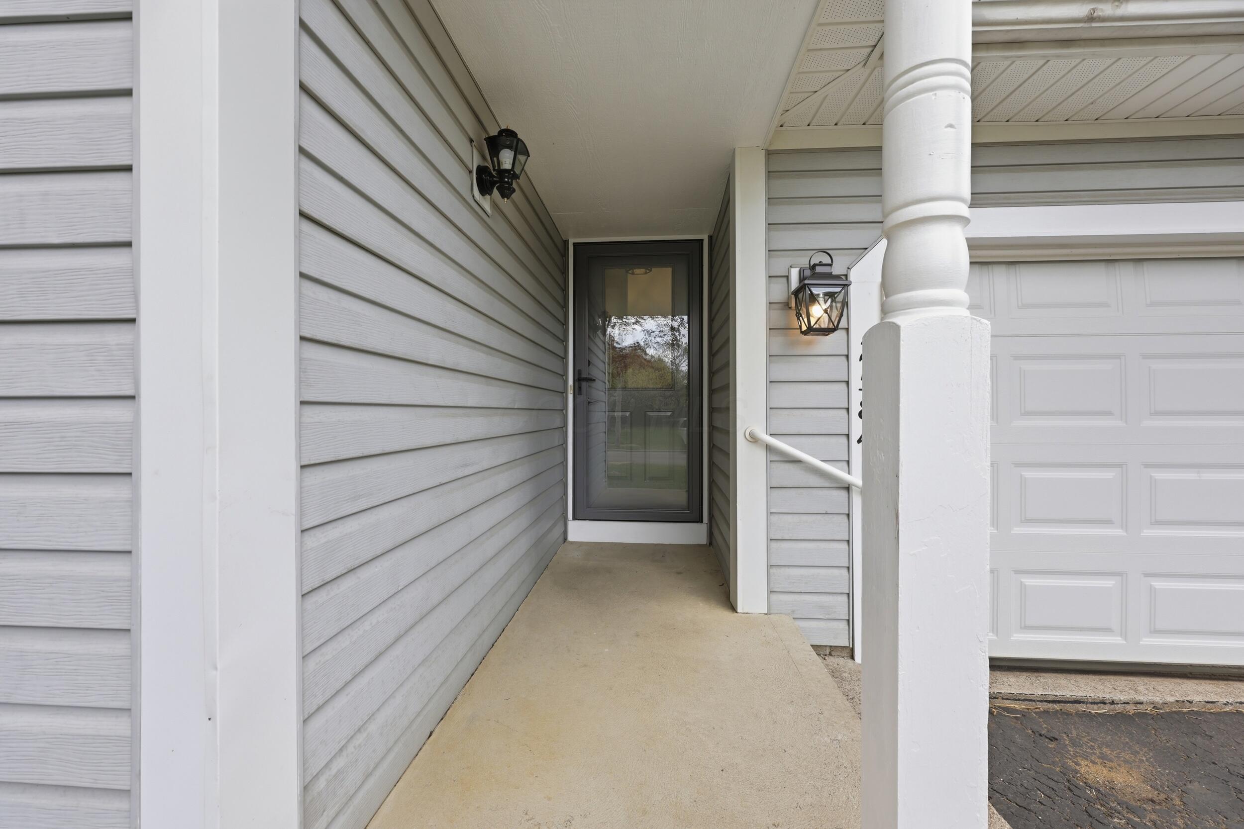 2584 Trailwind Street