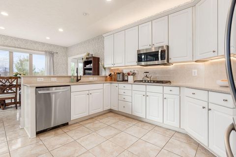 Tiny photo for 9800 Malibu Court, Plain City, OH 43064 (MLS # 225045341)