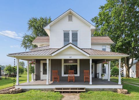Photo of 107 W High Street, Ashley, OH 43003 (MLS # 226027253)