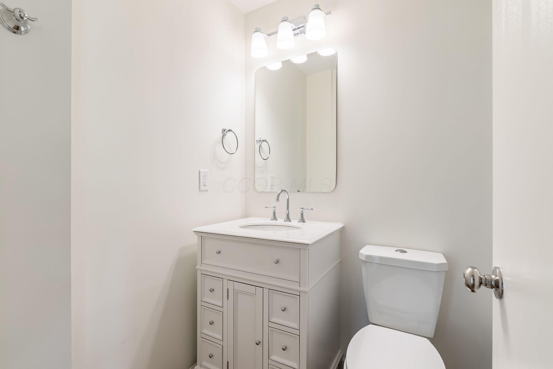 1395 Cascara Drive, Galloway, Ohio image 14