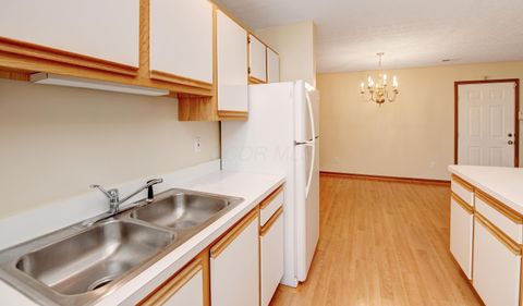 Tiny photo for 279 Goosepond Road D #D, Newark, OH 43055 (MLS # 226026642)