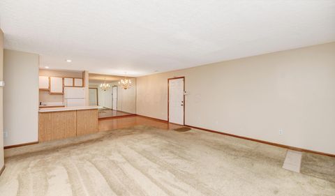 Tiny photo for 279 Goosepond Road D #D, Newark, OH 43055 (MLS # 226026642)