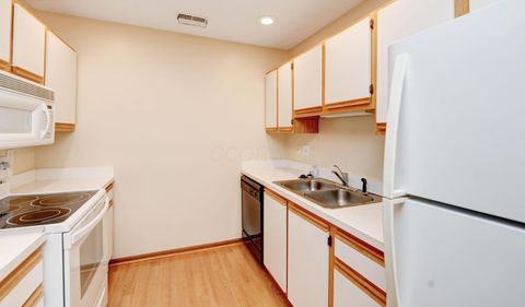Tiny photo for 279 Goosepond Road D #D, Newark, OH 43055 (MLS # 226026642)