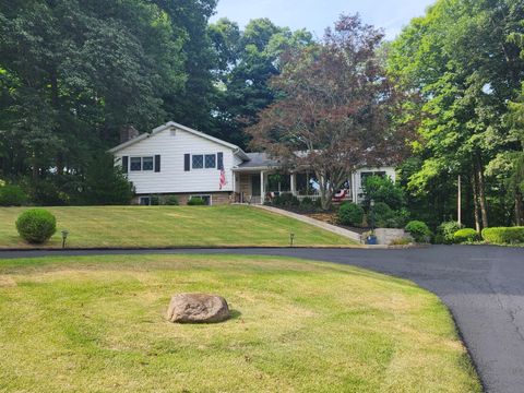 Photo of 550 Willrich Drive, Newark, OH 43055 (MLS # 226011935)