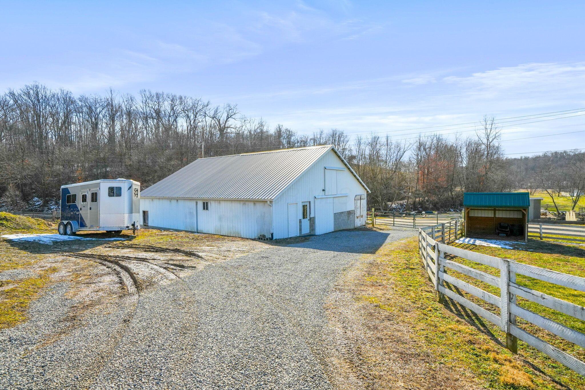 McArthur, Ohio 45651, United States, ,Residential,Active,101813