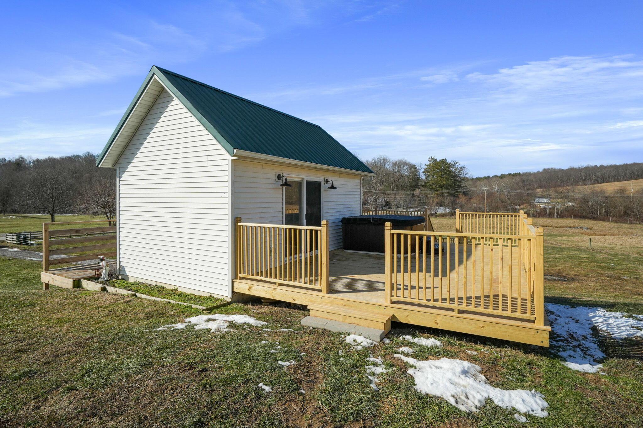 McArthur, Ohio 45651, United States, ,Residential,Active,101813