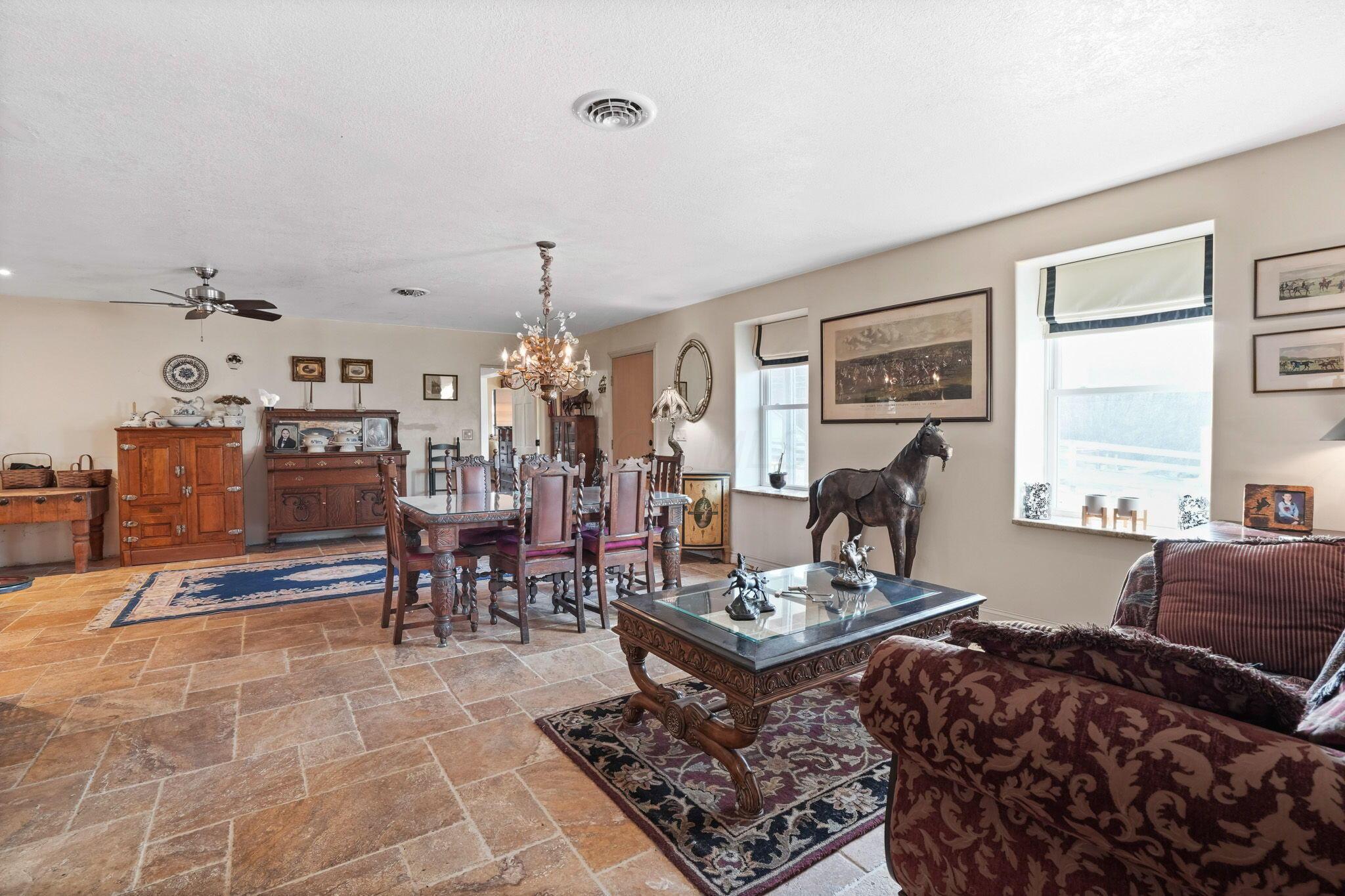 McArthur, Ohio 45651, United States, ,Residential,Active,101813