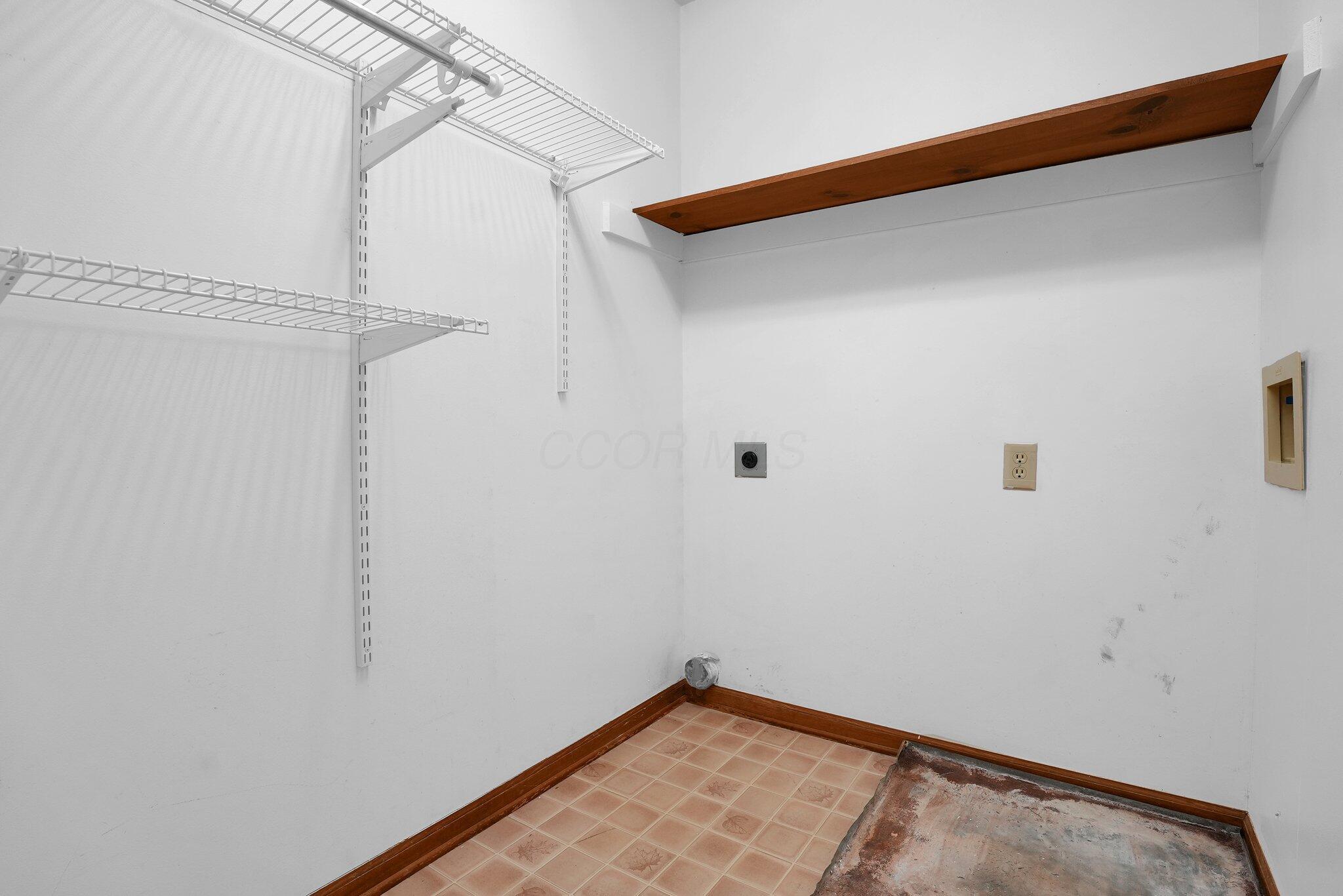 623 Rockbridge Road, Westerville, Ohio image 30