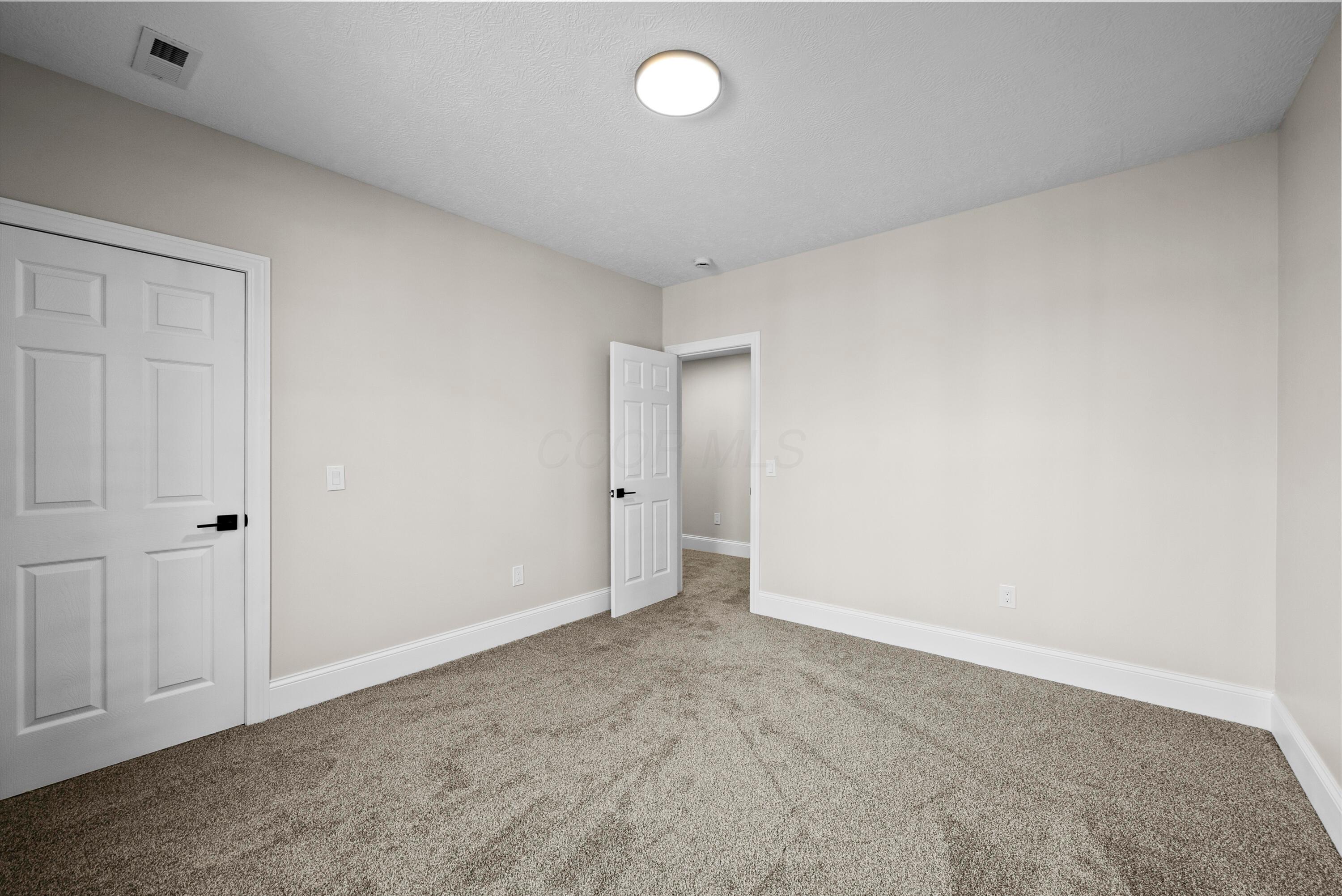 1725 Rippling Brook Drive, Mansfield, Ohio image 37