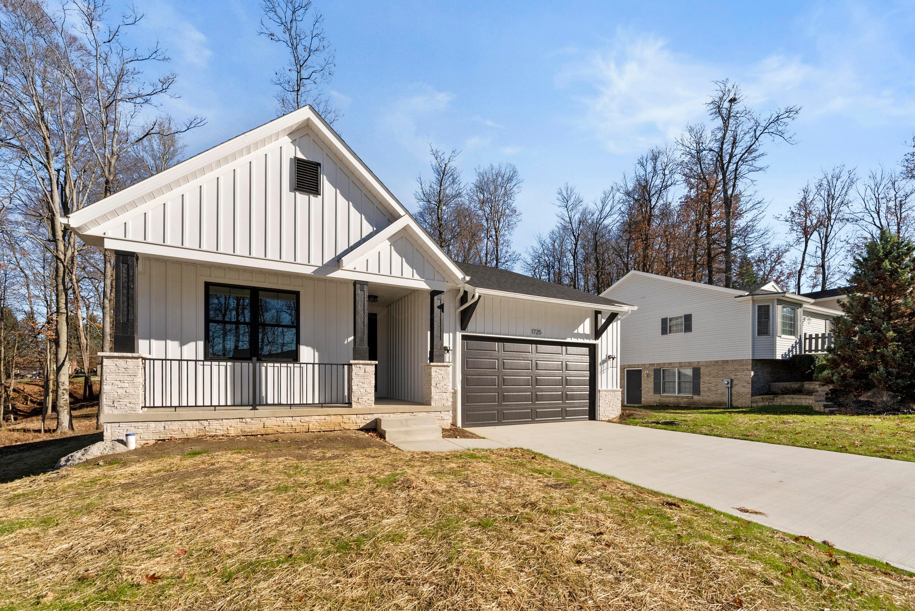 1725 Rippling Brook Drive, Mansfield, Ohio image 3