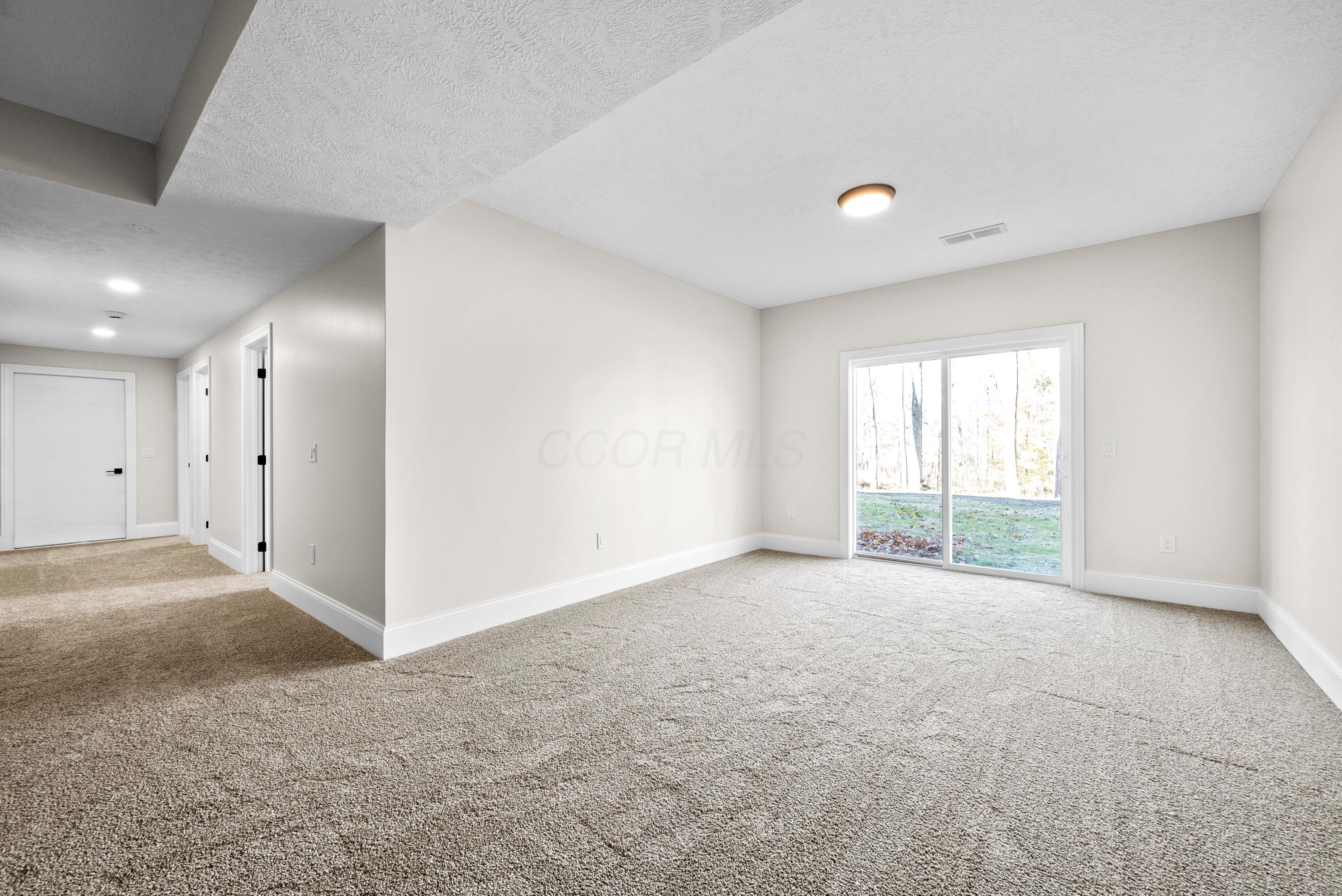 1725 Rippling Brook Drive, Mansfield, Ohio image 33