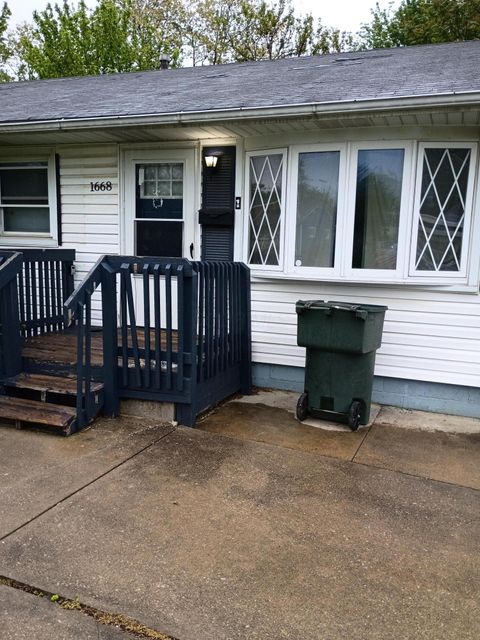 Photo of 1668 E 26th Avenue, Columbus, OH 43219 (MLS # 226017330)