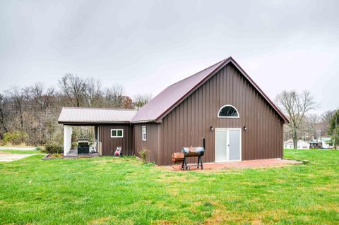 Photo of 1366 Newland Ridge, Waverly, OH 45690 (MLS # 225045105)