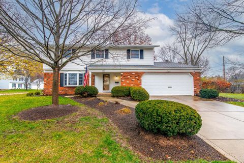 Photo of 6800 Abbot Place, Worthington, OH 43085 (MLS # 225044487)