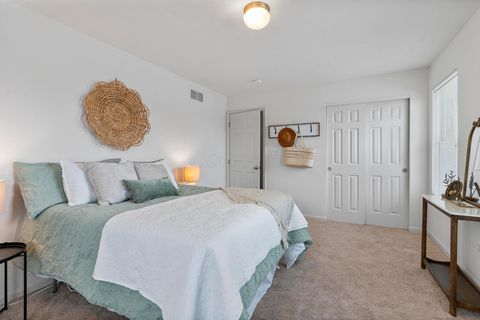 Tiny photo for 5556 Stockton Way, Dublin, OH 43016 (MLS # 225044777)