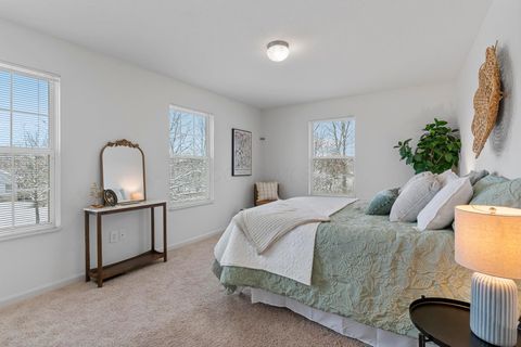 Tiny photo for 5556 Stockton Way, Dublin, OH 43016 (MLS # 225044777)