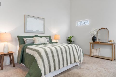 Tiny photo for 5556 Stockton Way, Dublin, OH 43016 (MLS # 225044777)