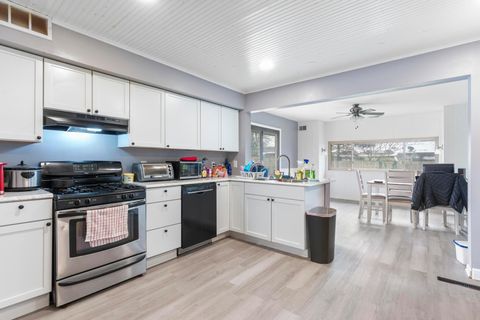 Tiny photo for 4649 Dundee Avenue, Columbus, OH 43227 (MLS # 225045279)