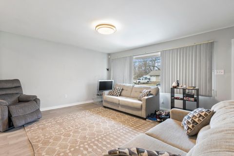 Tiny photo for 4649 Dundee Avenue, Columbus, OH 43227 (MLS # 225045279)