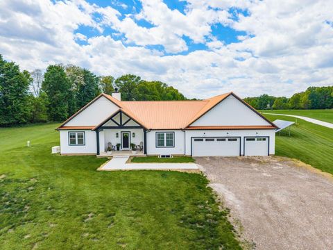Photo of 1602 Rome Corners Road, Galena, OH 43021 (MLS # 226016483)