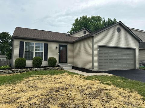 Photo of 2768 Westrock Drive, Hilliard, OH 43026 (MLS # 226023779)