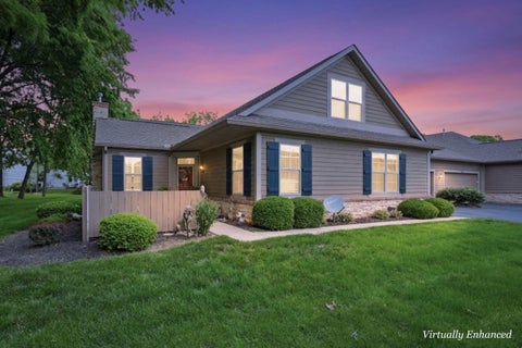 Tiny photo for 4361 Bridgeside Place 20 #20, New Albany, OH 43054 (MLS # 226017124)