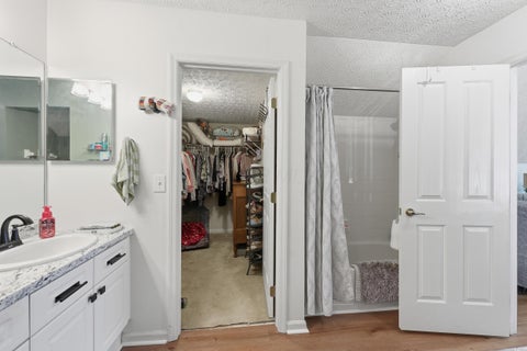 Tiny photo for 4361 Bridgeside Place 20 #20, New Albany, OH 43054 (MLS # 226017124)