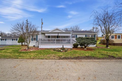 Homes For Sale - 8927 Columbus Rd Road #LOT 8<br/> Mount Vernon, OH 43050