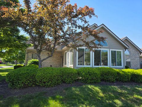 Condo For Sale - 5805 Ravine Creek Drive<br/> Grove City, OH 43123
