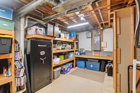 Tiny photo for 3834 Highland Bluff Drive, Groveport, OH 43125 (MLS # 226013905)