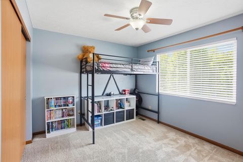 Tiny photo for 3834 Highland Bluff Drive, Groveport, OH 43125 (MLS # 226013905)