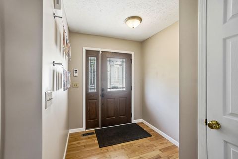 Tiny photo for 3834 Highland Bluff Drive, Groveport, OH 43125 (MLS # 226013905)