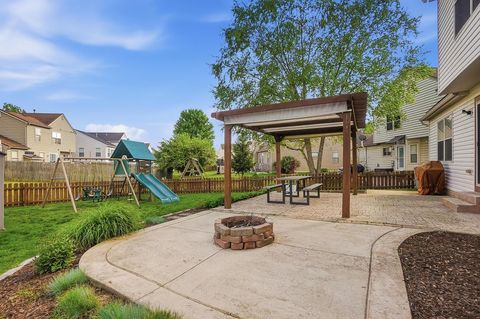 Tiny photo for 3834 Highland Bluff Drive, Groveport, OH 43125 (MLS # 226013905)